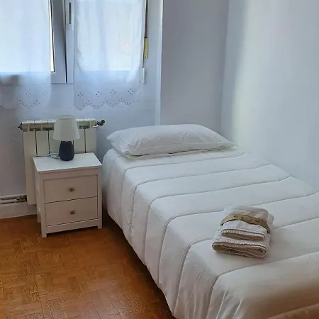 Bonito Apartamento Cerca De Las Playas Santander Exterior photo